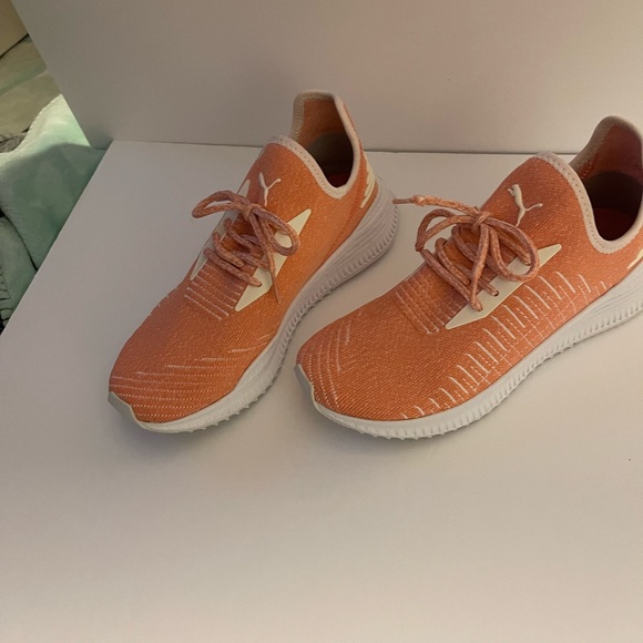 Puma Ignite Athletic Shoes Coral Size 8.5 - Picture 3 of 6